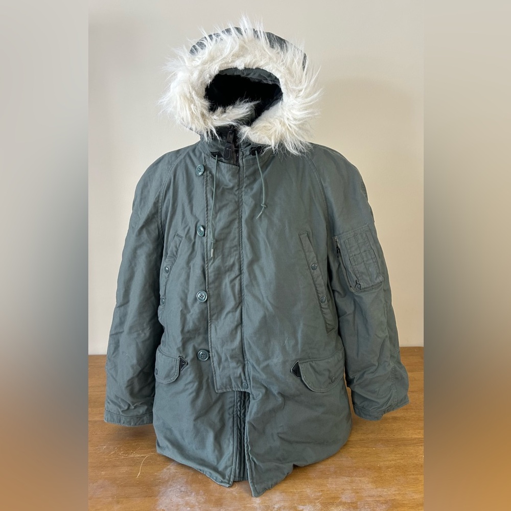 U.S. Air Force N-3B Flight Air Crew Snorkel Parka Large NSN 8415-00-376-1710